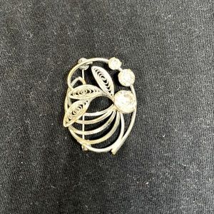 Unbranded Silver Tone Brooch with Rhinestones